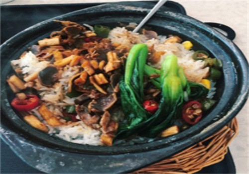 鄰十煲仔飯加盟