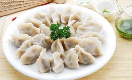 鴻興餃子館