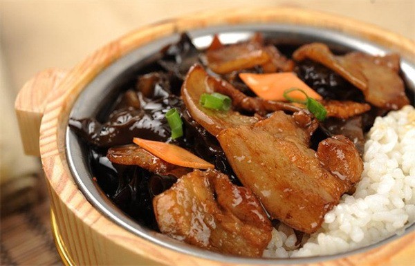 口口香木桶飯