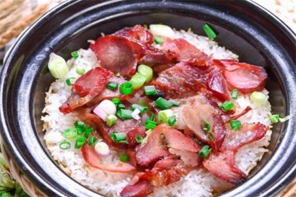 鴻記煲仔飯加盟
