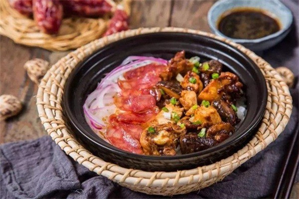 君順煲仔飯加盟