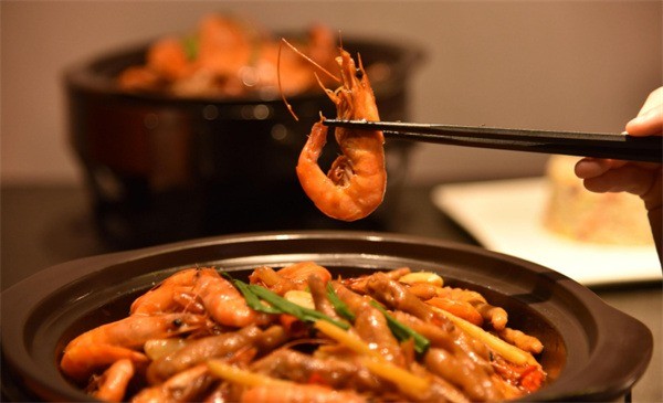 第九味肉蟹煲