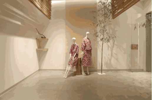 金臺(tái)繡內(nèi)衣