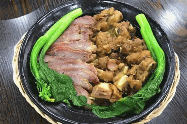 佳思廣式煲仔飯加盟