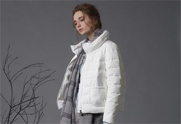 金澳開(kāi)服飾