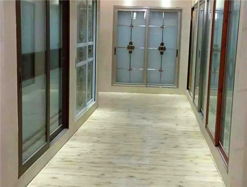 雅美門窗