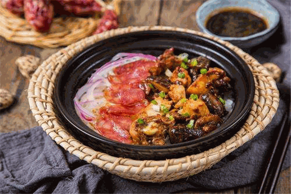 壹家功夫煲仔飯加盟