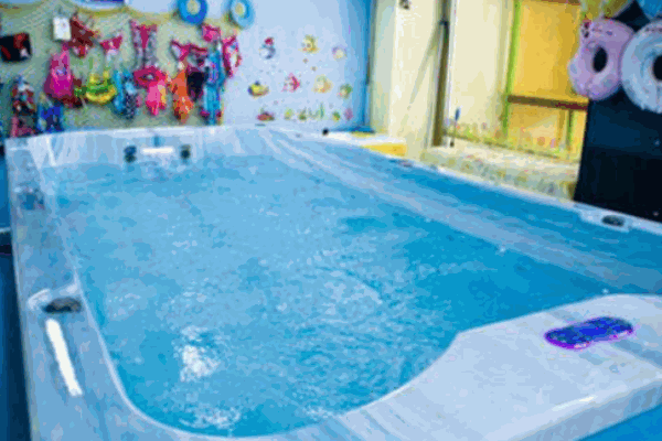 愛呵嬰兒游泳館