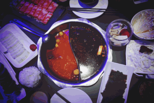 三謙串串火鍋