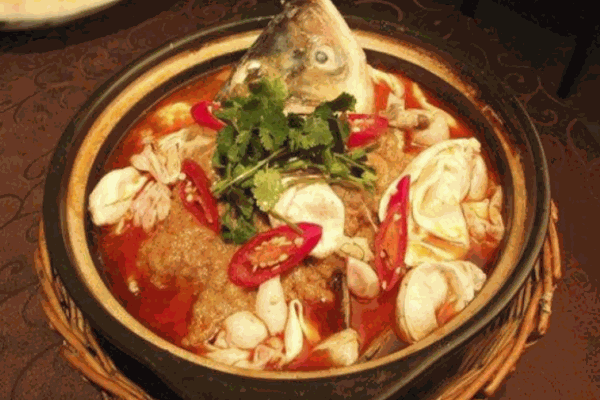 花椒樹下砂鍋魚