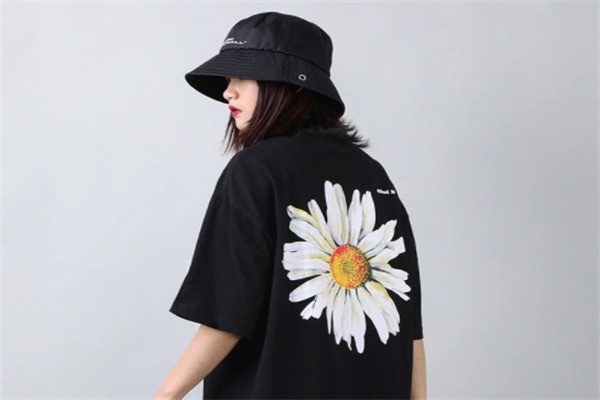 113女裝潮牌
