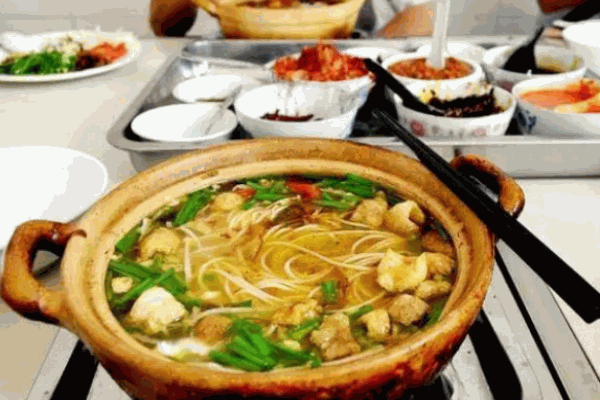 碗莊米線(xiàn)