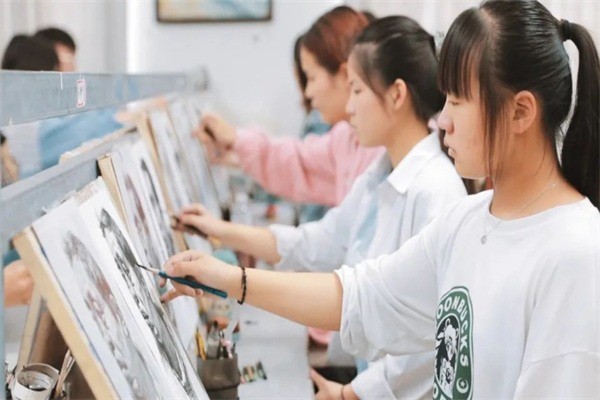 金烏畫(huà)室