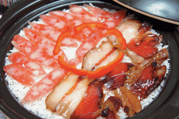 粵味皇煲仔飯加盟