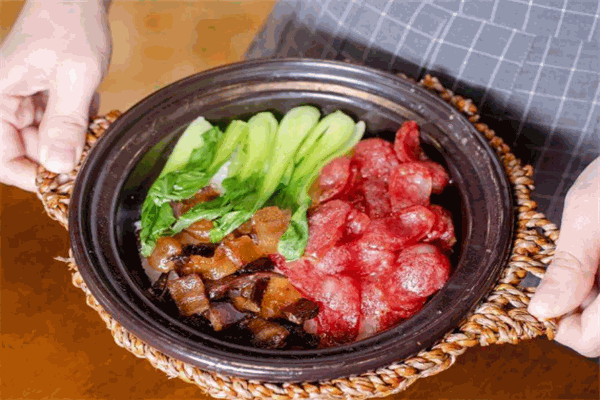 溢香閣煲仔飯加盟