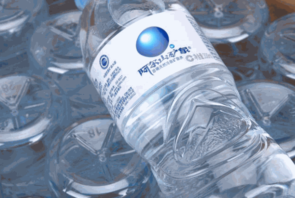 阿爾山礦泉水
