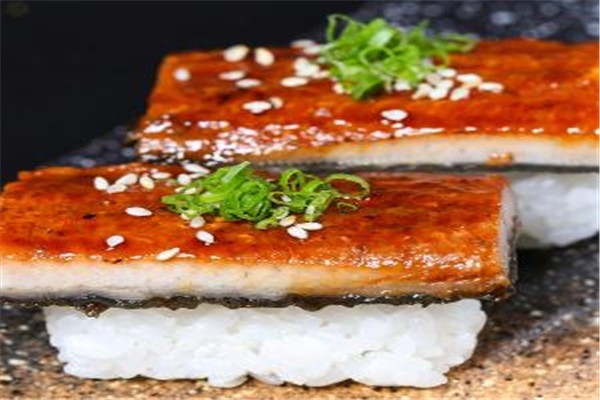 簪花日本料理自助加盟