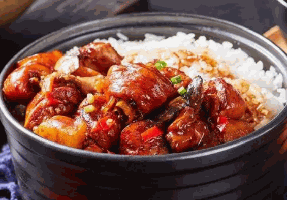 土老冒黃燜雞米飯