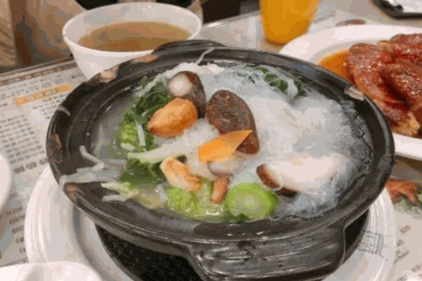 煲美茶餐廳