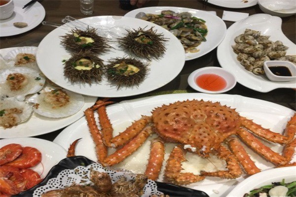 79號(hào)魚船海鮮主題餐廳加盟