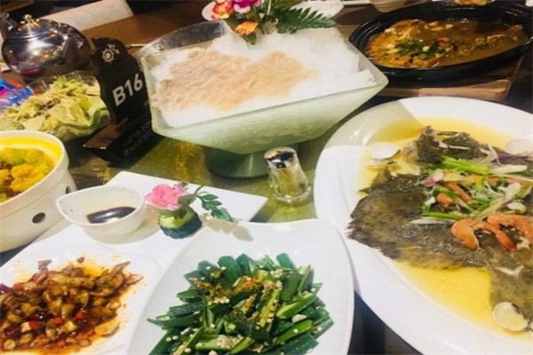 79號(hào)魚船海鮮主題餐廳加盟