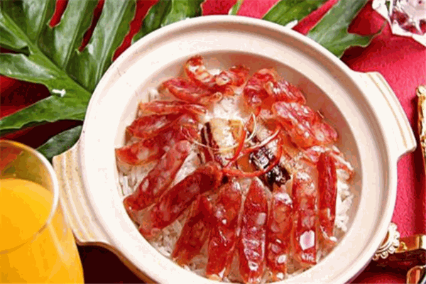 康之萊煲仔飯加盟