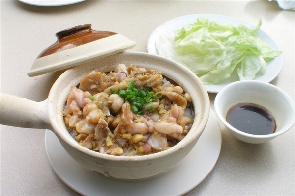 飯津津煲仔飯加盟