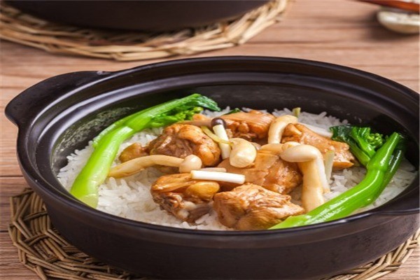 喜達(dá)煲仔飯加盟