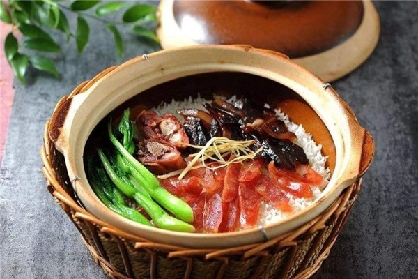 泰湘煲仔飯加盟