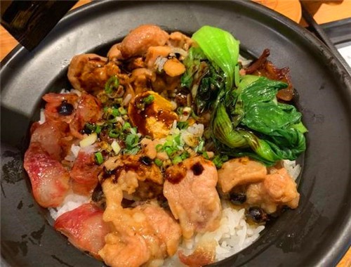 禎黃煲煲仔飯