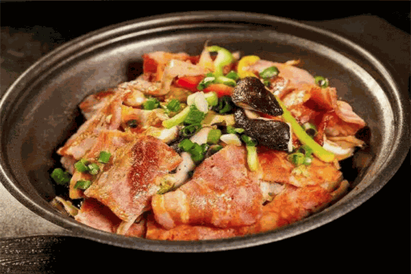 華姐干鍋煎肉飯加盟