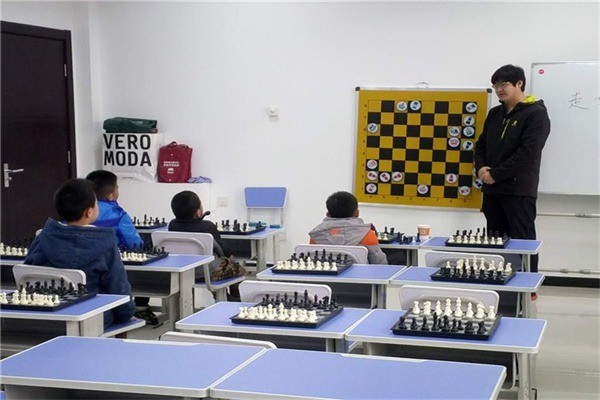 華粵國際象棋教育