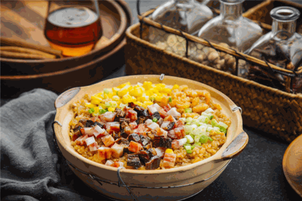 愛培克煲仔飯加盟