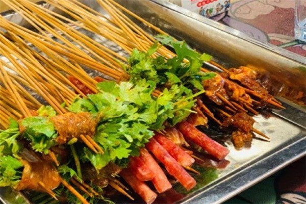 串串香鐵板燒加盟