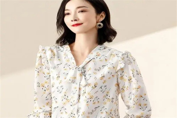 東麗服飾