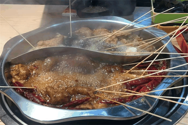 小扁擔(dān)串串香火鍋