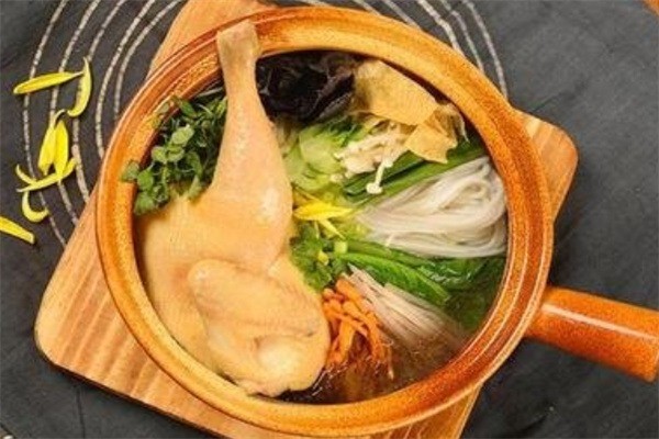 半只雞米線加盟