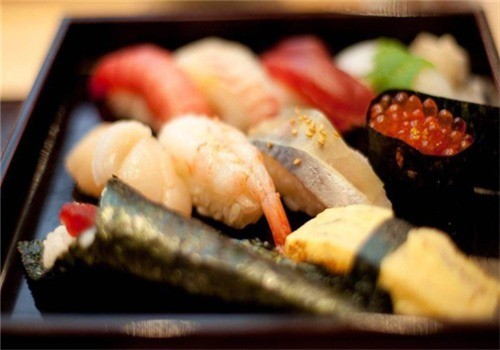 吉多啦日本料理加盟