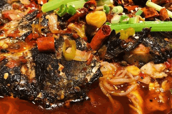 探爐烤魚(yú)
