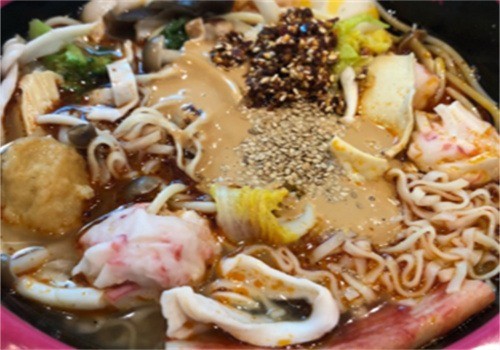四平九星麻辣燙加盟