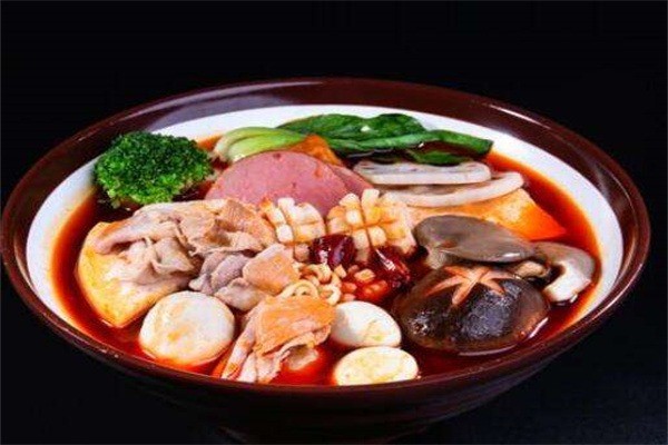 勾饞麻辣燙店加盟