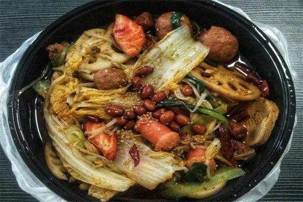 香滿棠麻辣香鍋加盟