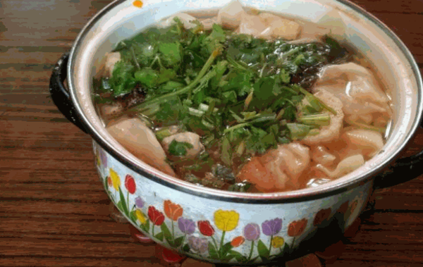 陳老濕的砂鍋餛飩