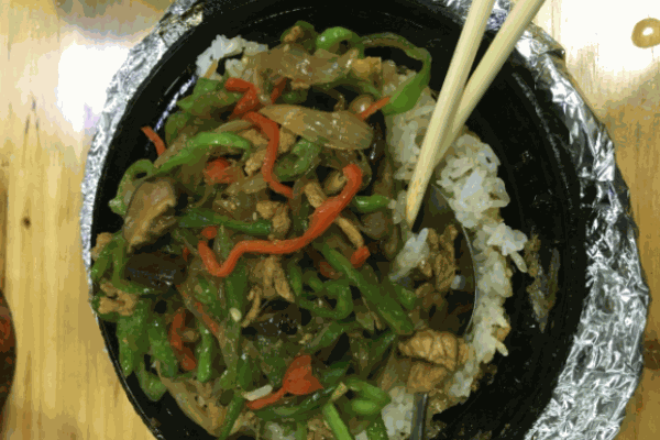 香當(dāng)當(dāng)煲仔飯加盟