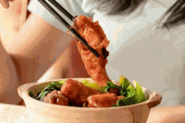 寶飽香煲仔飯加盟