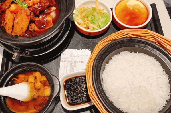 谷田稻香瓦鍋飯
