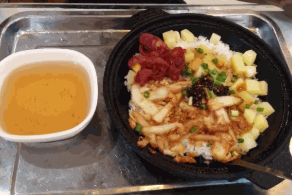 葉先森煲仔飯加盟
