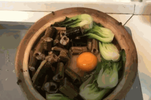 噴噴香煲仔飯加盟