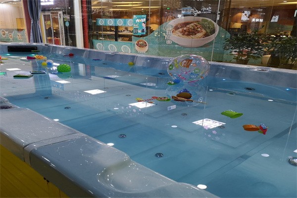 愛玩愛游游泳館加盟
