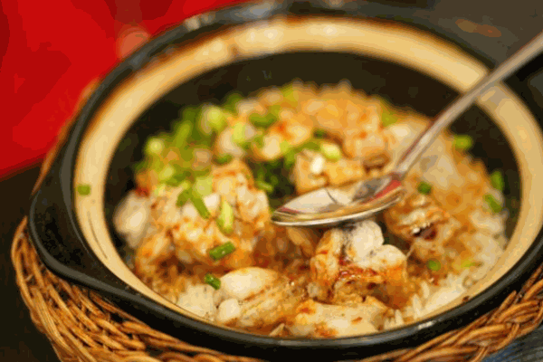 董記煲仔飯加盟